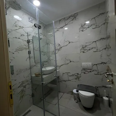 Casa de hóspedes Athina Himare