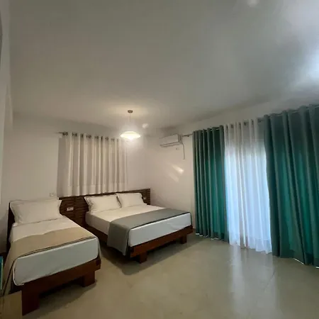 Athina Pensjonat Himara