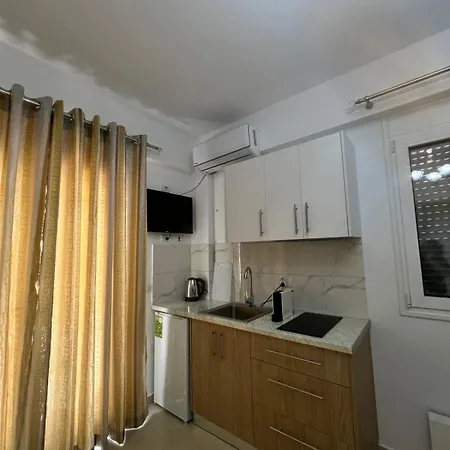 Athina 3* هيماري