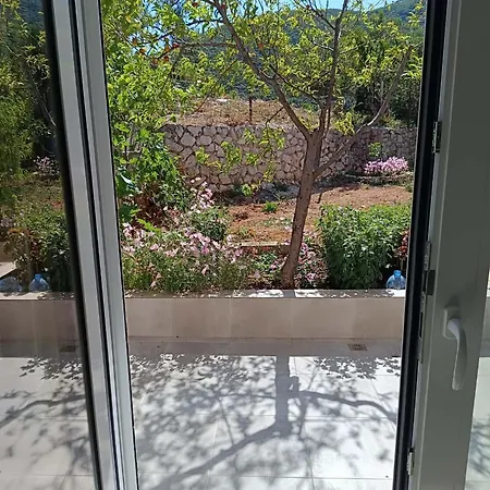 Casa de hóspedes Athina 3*