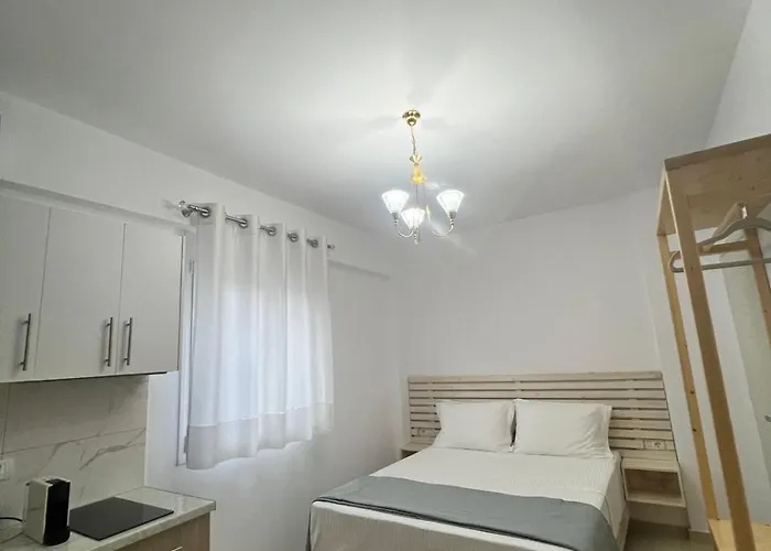Athina بيت ضيافة 3*