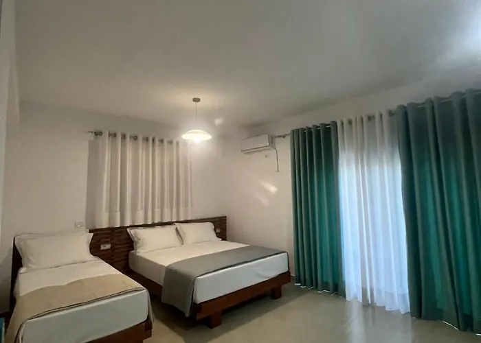 Athina Pensjonat Himara